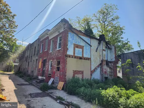 1815 Lemmon St, Baltimore, MD 21223 photo 2