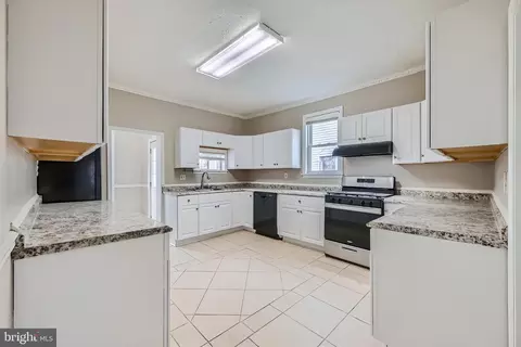 Kitchen - 3147 Strickland St, Baltimore, MD 21229 photo 1 of 1