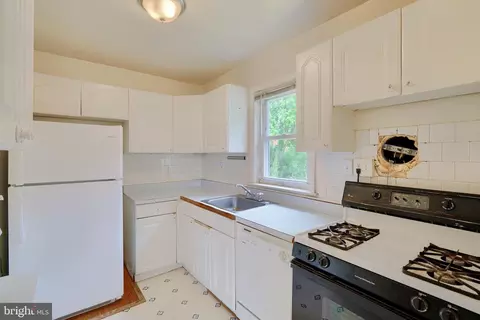 2812 Clearview, Baltimore, MD 21234 photo 14
