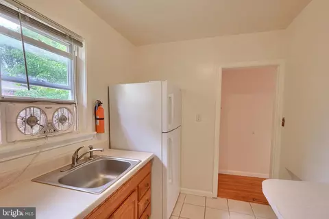 2812 Clearview, Baltimore, MD 21234 photo 29