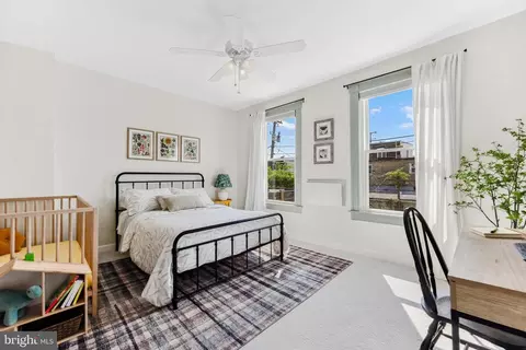 Bedroom - 3306 Beech Ave, Baltimore, MD 21211 photo 10 of 12