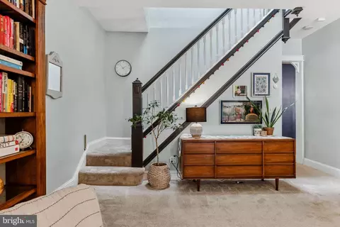 Entry Way - 3306 Beech Ave, Baltimore, MD 21211 photo 3 of 6