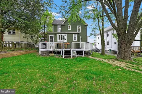 Exterior - 2822 Beechland Ave, Baltimore, MD 21214 photo 4 of 12