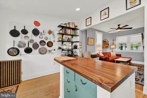 Kitchen - 2822 Beechland Ave, Baltimore, MD 21214 photo 3 of 4