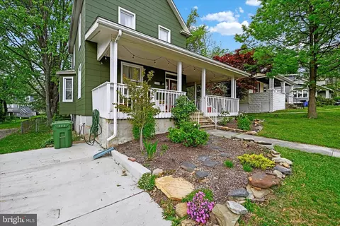 Exterior - 2822 Beechland Ave, Baltimore, MD 21214 photo 9 of 12