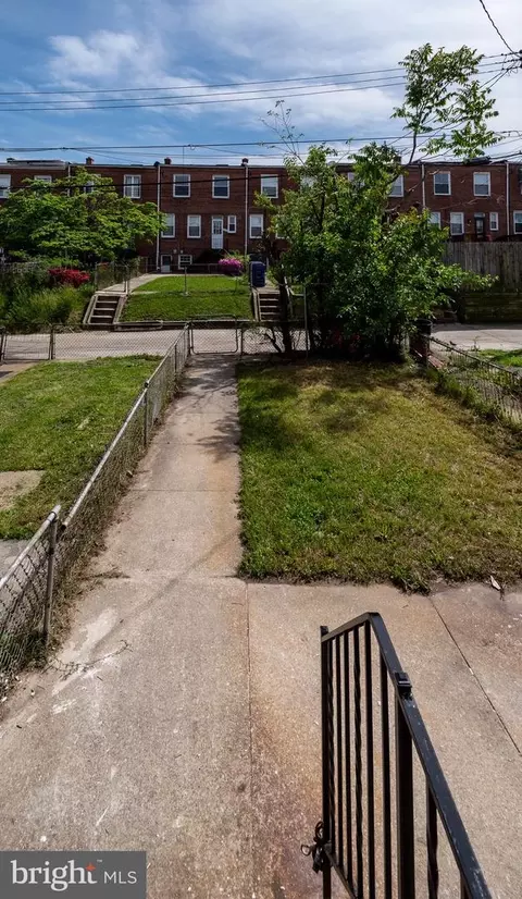Exterior - 3537 Elmley Ave, Baltimore, MD 21213 photo 2 of 3