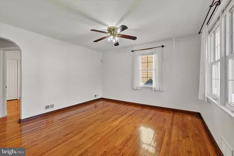 Living - 4415 Raspe Ave, Baltimore, MD 21206 photo 1 of 2