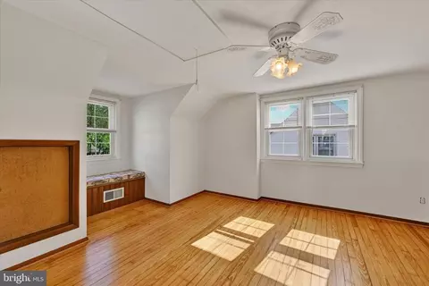 Bedroom - 4415 Raspe Ave, Baltimore, MD 21206 photo 4 of 5