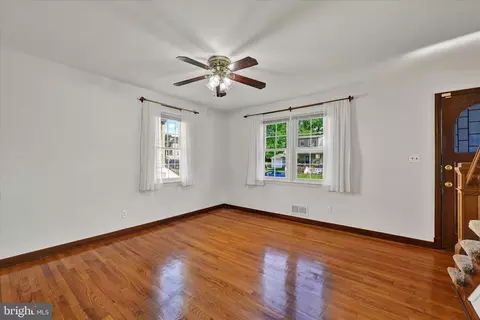 Living - 4415 Raspe Ave, Baltimore, MD 21206 photo 2 of 2