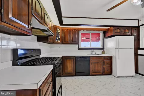 Kitchen - 4415 Raspe Ave, Baltimore, MD 21206 photo 1 of 2