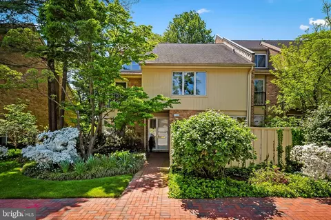 5 Roland Mews #R45, Baltimore, MD 21210