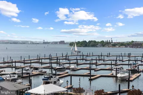 View/Area - 2772 Lighthouse Pt E #404, Baltimore, MD 21224 photo 1 of 3
