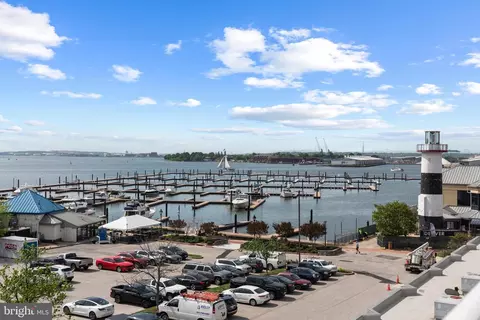 View/Area - 2772 Lighthouse Pt E #404, Baltimore, MD 21224 photo 2 of 3