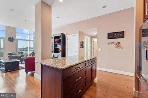 Kitchen - 2772 Lighthouse Pt E #404, Baltimore, MD 21224 photo 1 of 8