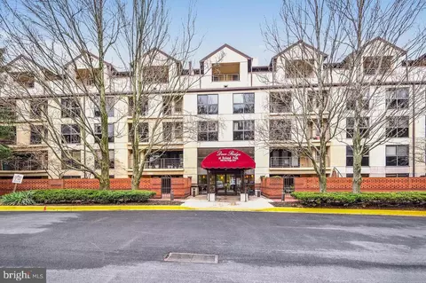1040 Deer Ridge Dr #308, Baltimore, MD 21210