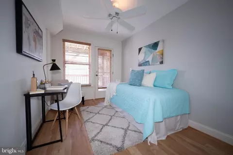 Bedroom - 1229 Riverside Ave, Baltimore, MD 21230 photo 1 of 5
