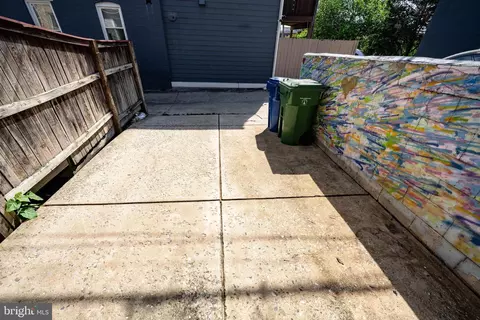 Exterior - 1229 Riverside Ave, Baltimore, MD 21230 photo 10 of 11