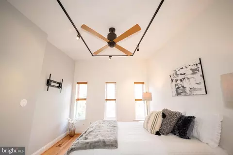 Bedroom - 1229 Riverside Ave, Baltimore, MD 21230 photo 5 of 5