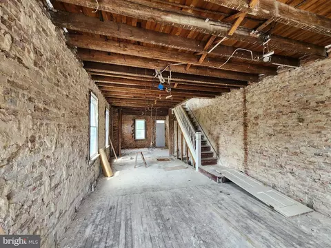 Entry Way - 2 N Ashburton St, Baltimore, MD 21223 photo 1 of 7