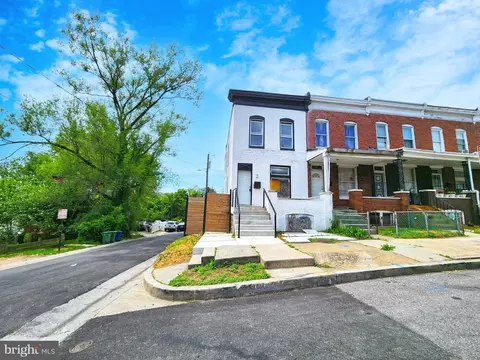 Exterior - 2 N Ashburton St, Baltimore, MD 21223 photo 2 of 5