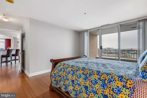 Bedroom - 100 Harborview Dr #802, Baltimore, MD 21230 photo 2 of 2