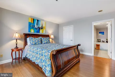 Bedroom - 100 Harborview Dr #802, Baltimore, MD 21230 photo 1 of 2