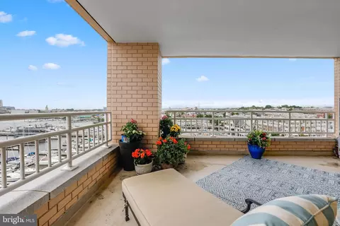 Exterior - 100 Harborview Dr #802, Baltimore, MD 21230 photo 3 of 13
