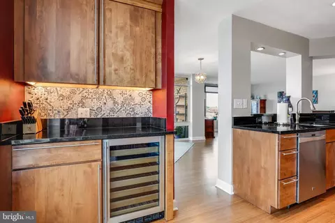 Kitchen - 100 Harborview Dr #802, Baltimore, MD 21230 photo 1 of 8