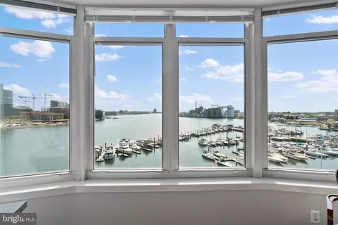 View/Area - 100 Harborview Dr #802, Baltimore, MD 21230 photo 5 of 9