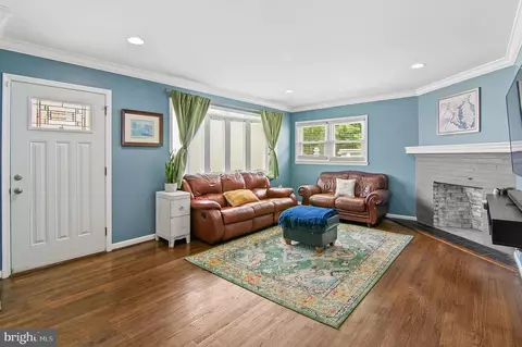 Other - 413 S Wickham Rd, Baltimore, MD 21229 photo 1 of 4
