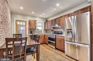 130 E Clement St, Baltimore, MD 21230 photo 4