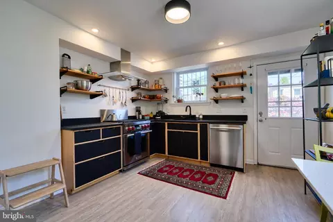 101 N Rose St, Baltimore, MD 21224