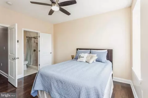Bedroom - 1730 E Oliver St, Baltimore, MD 21213 photo 2 of 4