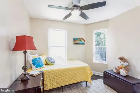 Bedroom - 1730 E Oliver St, Baltimore, MD 21213 photo 4 of 4