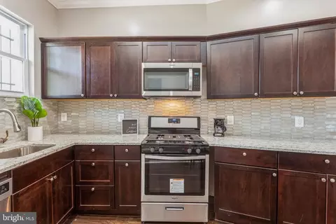 Kitchen - 1730 E Oliver St, Baltimore, MD 21213 photo 2 of 2