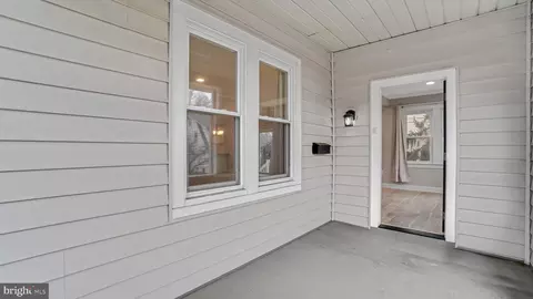 Exterior - 3113 Cedarhurst Rd, Baltimore, MD 21214 photo 4 of 6