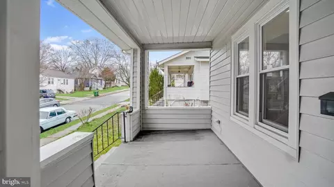 Exterior - 3113 Cedarhurst Rd, Baltimore, MD 21214 photo 3 of 6