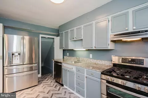 5713 Rockspring Rd, Baltimore, MD 21209 photo 12