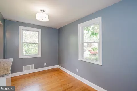 5713 Rockspring Rd, Baltimore, MD 21209 photo 9