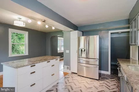5713 Rockspring Rd, Baltimore, MD 21209 photo 15