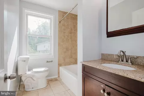 5713 Rockspring Rd, Baltimore, MD 21209 photo 19