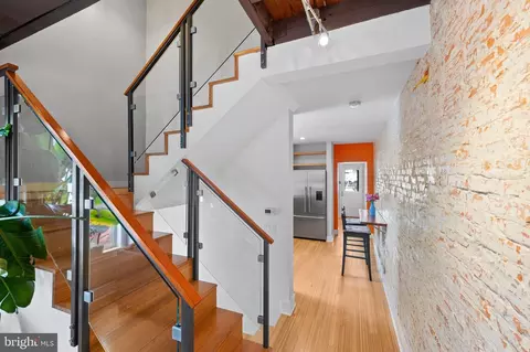 Entry Way - 1401 Belt St, Baltimore, MD 21230 photo 3 of 3