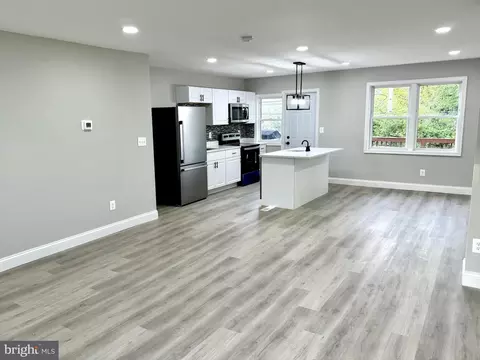 555 S Beechfield Ave, Baltimore, MD 21229 photo 5