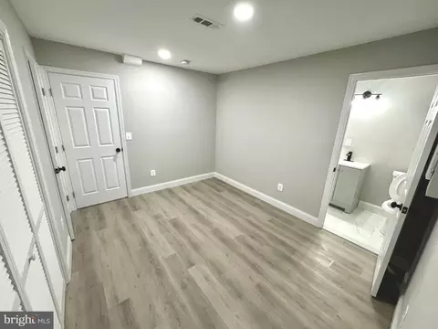 555 S Beechfield Ave, Baltimore, MD 21229 photo 20