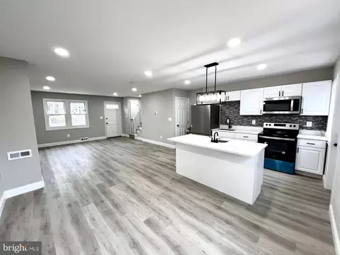 555 S Beechfield Ave, Baltimore, MD 21229