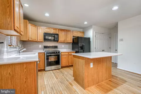 Kitchen - 810 S Charles St, Baltimore, MD 21230 photo 2 of 6