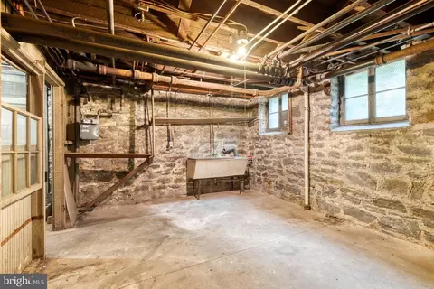 4826 Roland Ave, Baltimore, MD 21210 photo 43