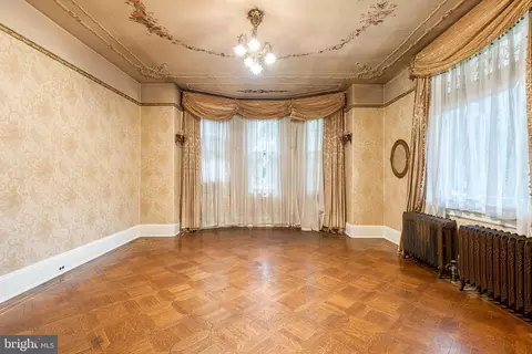 4826 Roland Ave, Baltimore, MD 21210 photo 12