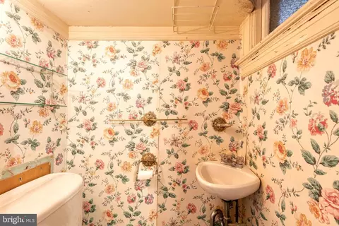 4826 Roland Ave, Baltimore, MD 21210 photo 19