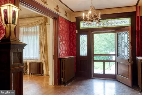 4826 Roland Ave, Baltimore, MD 21210 photo 6
